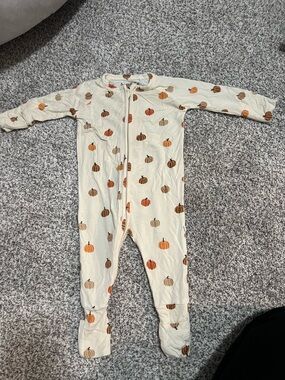 Cream Pumpkin-Print Zippered Baby One-Piece